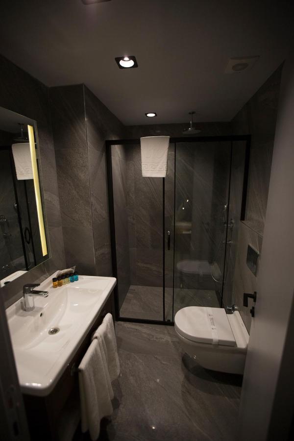 Standard Double Room,977864926:JPEG