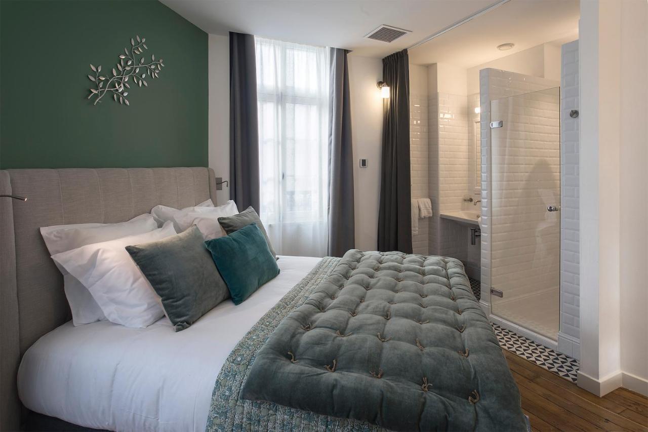 Two-Bedroom Apartment,978018352:JPEG