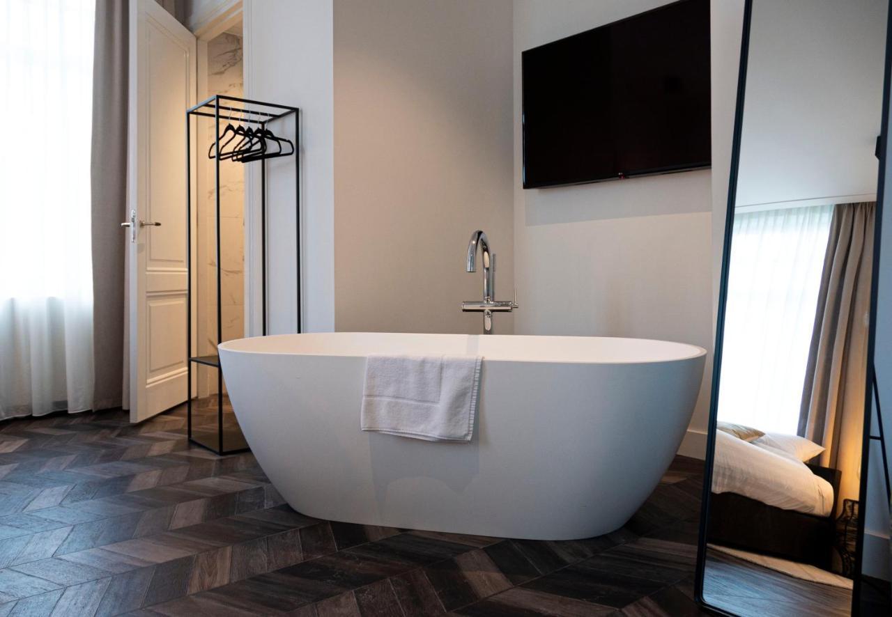 Deluxe Double Room Balcony
