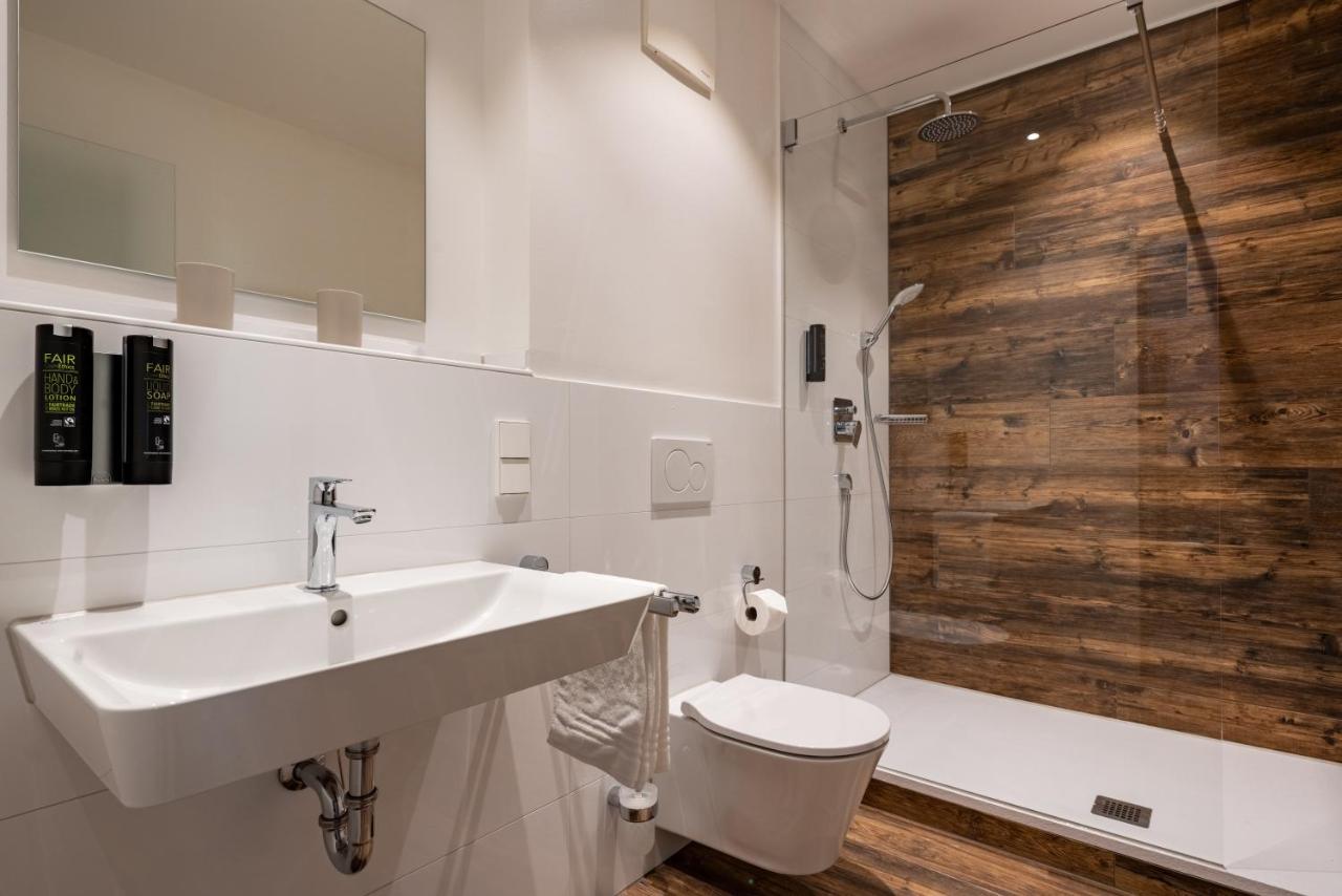 Double Room Category M