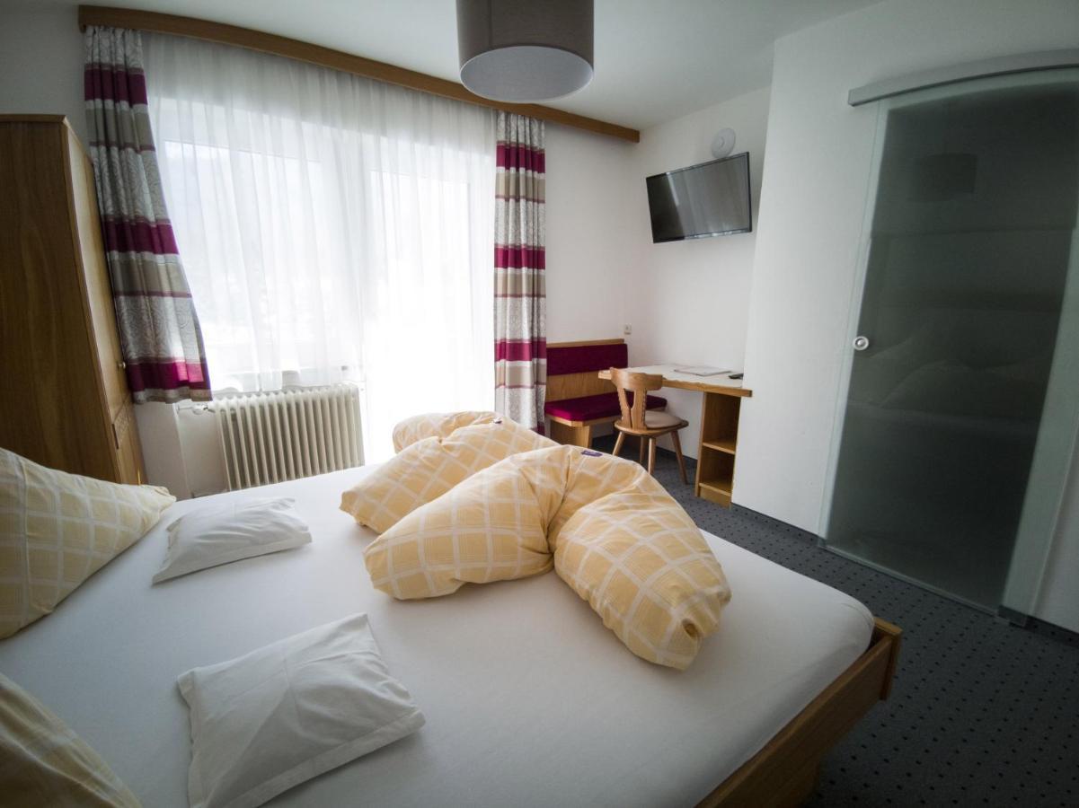 Double Room,960898543:JPEG