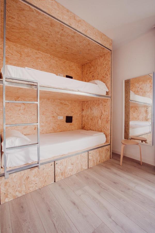 Quadruple Room Private Bathroom