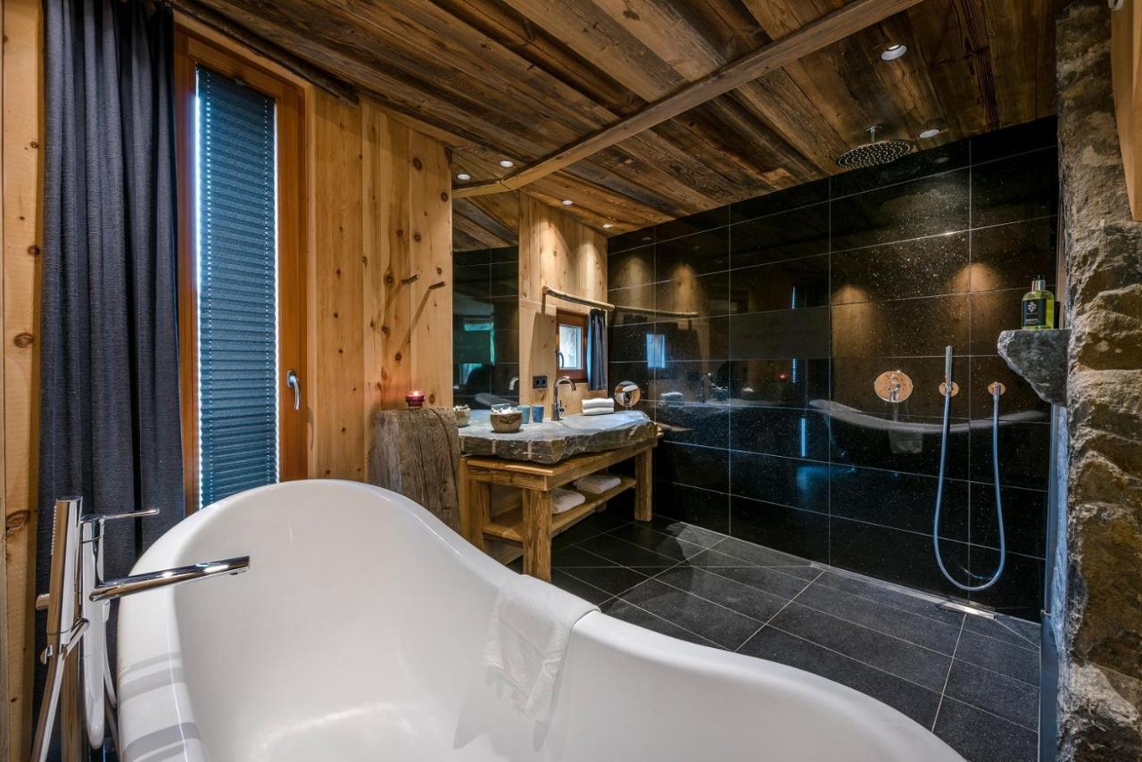 Double Room Balcony Bath Sauna