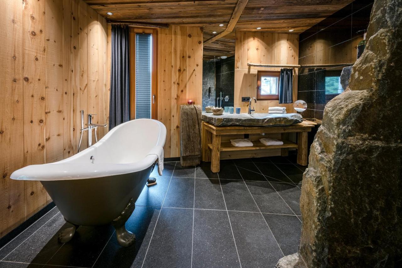 Double Room Balcony Bath Sauna
