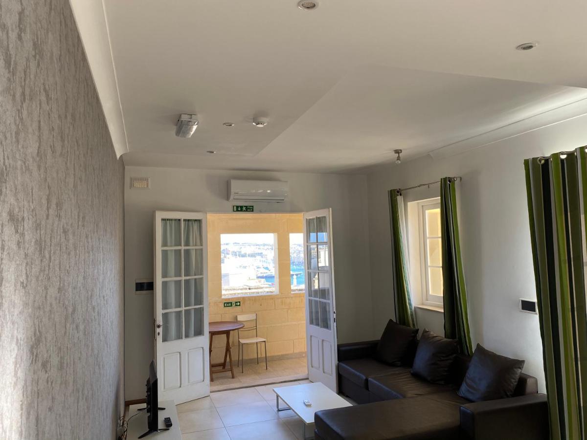 Two-Bedroom Apartment Grand Harbour Sea View