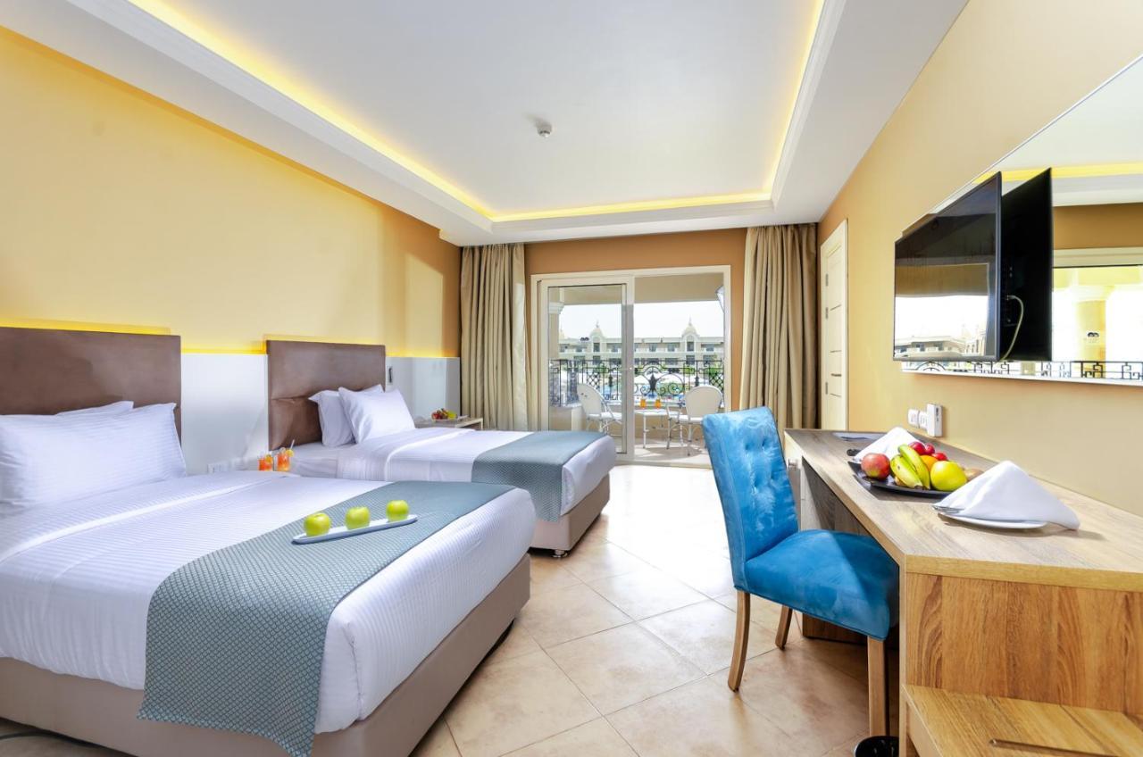 Double or Twin Room Pool View,979918225:JPEG