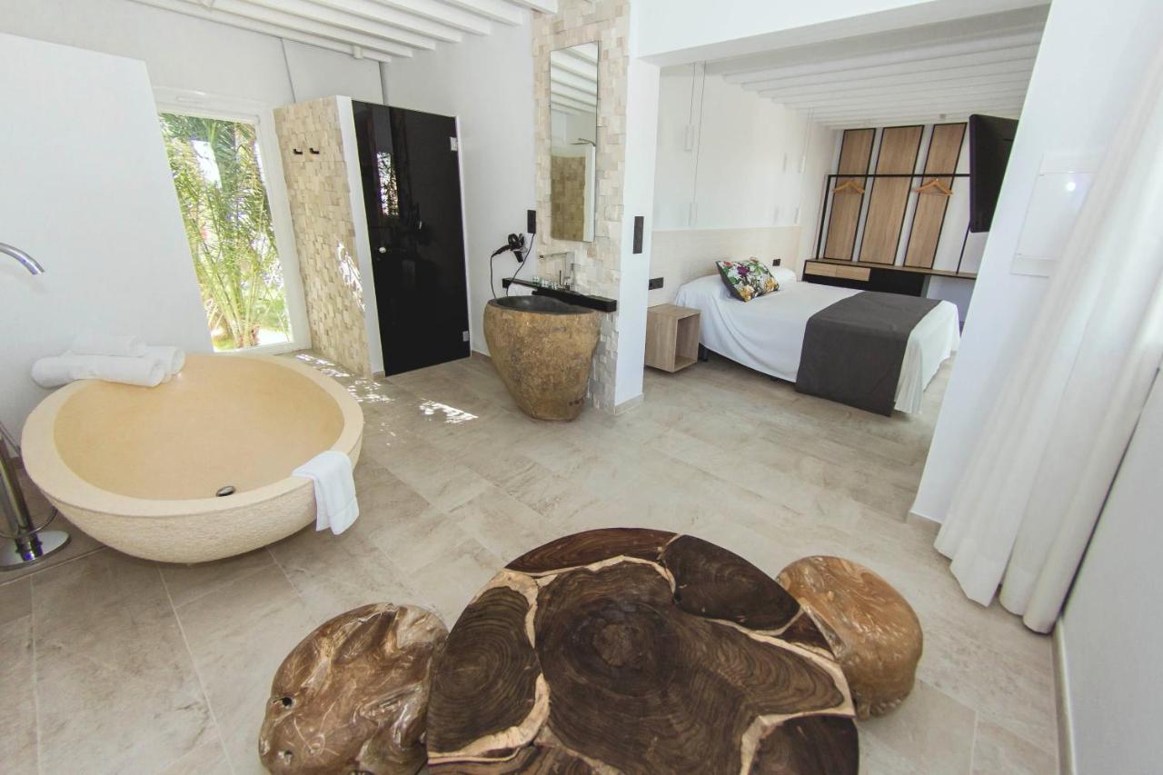 Deluxe Double or Twin Room with Garden View,980453749:JPEG