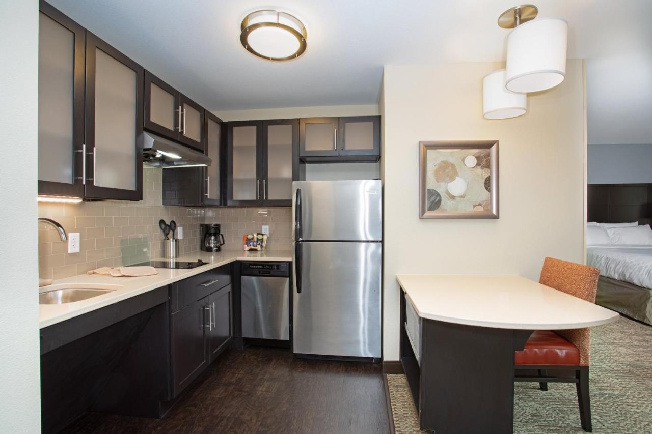 Queen Studio Suite