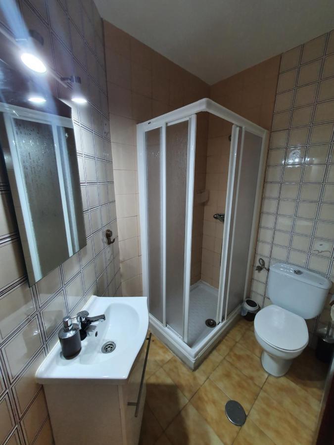 Single Room Private Bathroom