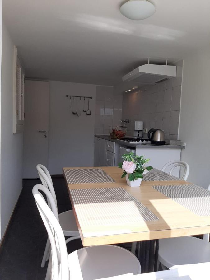 Two-Bedroom Apartment,981961207:JPEG