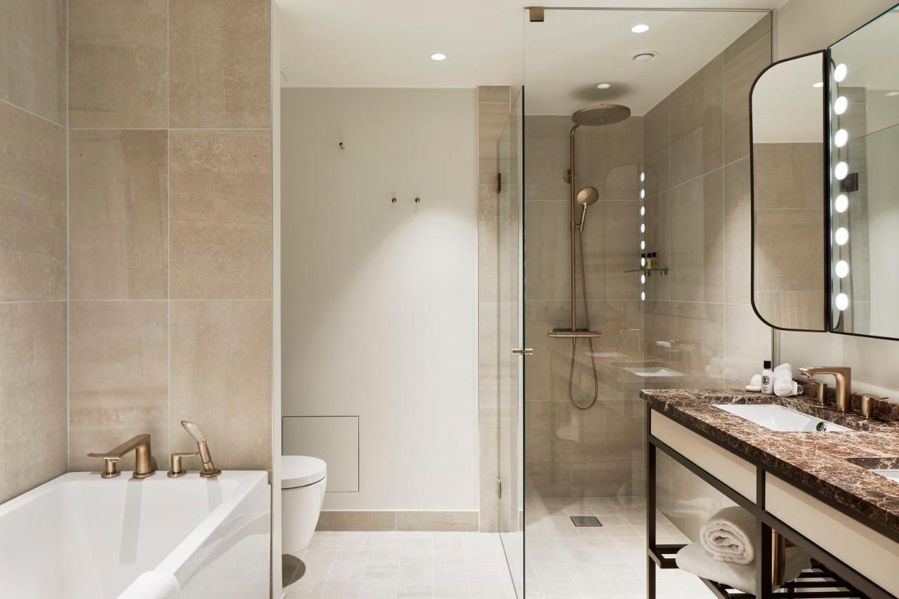 Elegant Exceptional Bath