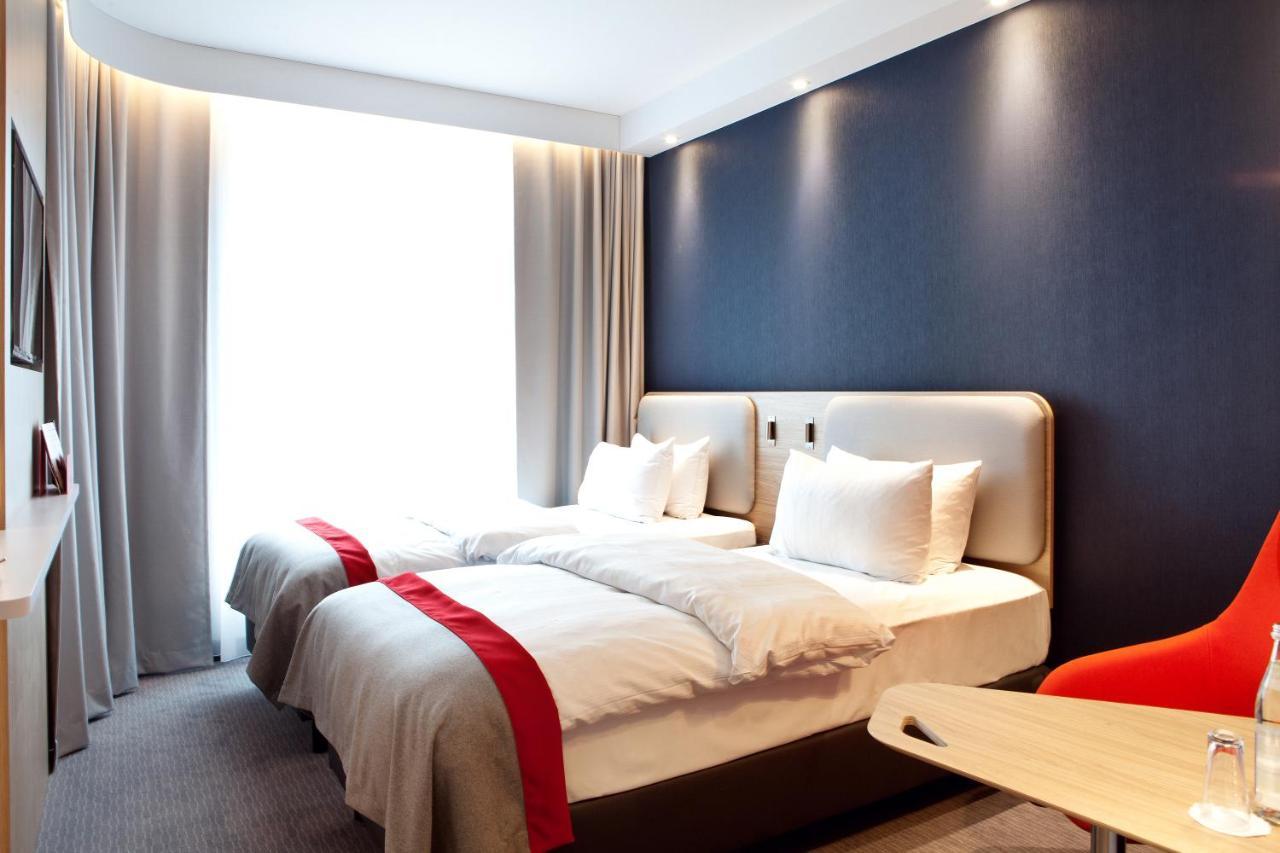 Standard Room Two Single Beds