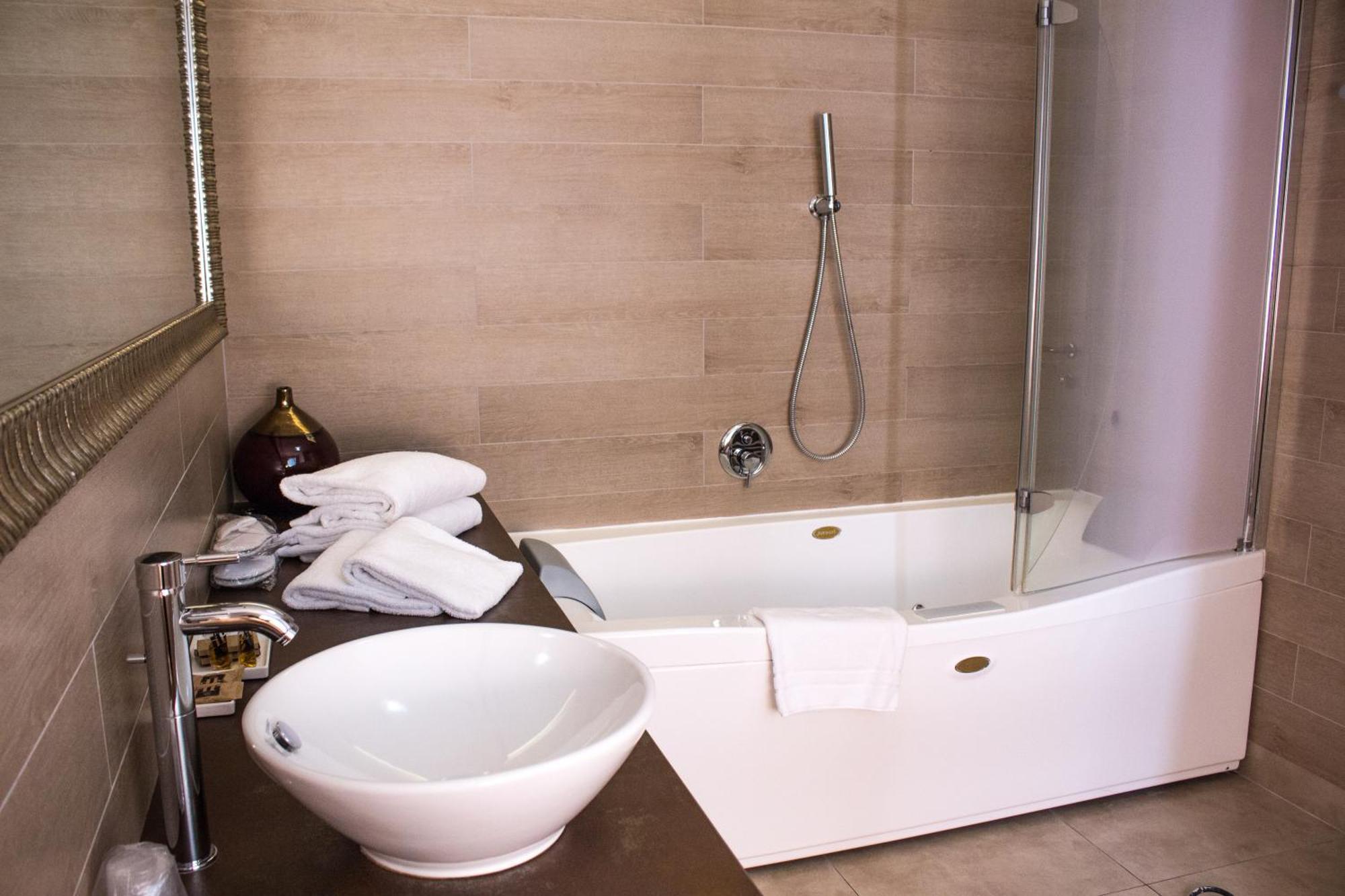 Junior Suite Jacuzzi