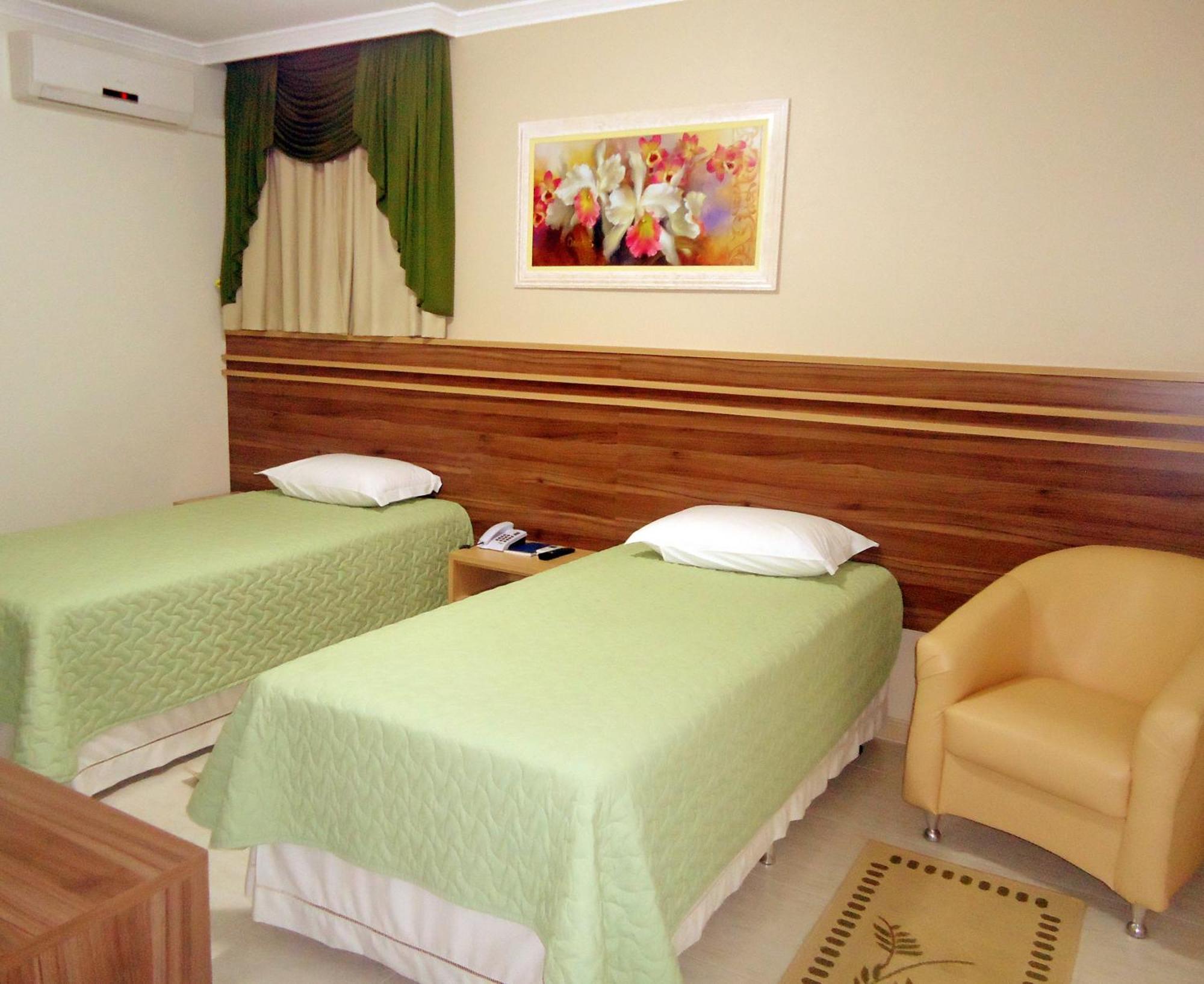 Luxury Twin Room,1584482305:JPEG