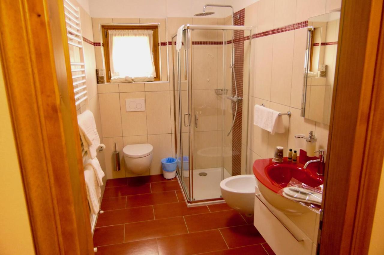 Double or Twin Room,989756017:JPEG