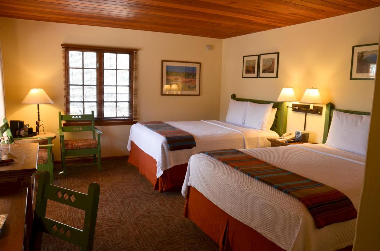 Traditional Two Queen Beds