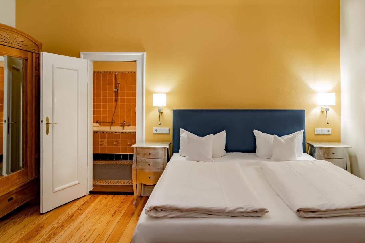 Junior Suite,988976650:JPEG
