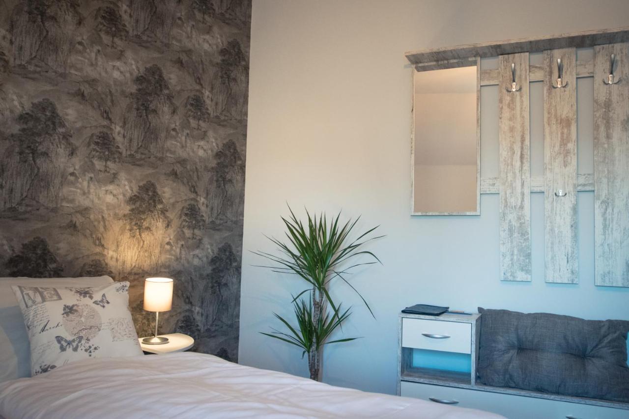Comfort Double Room Shower
