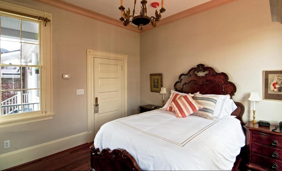 Deluxe Queen Room,911846479:JPEG