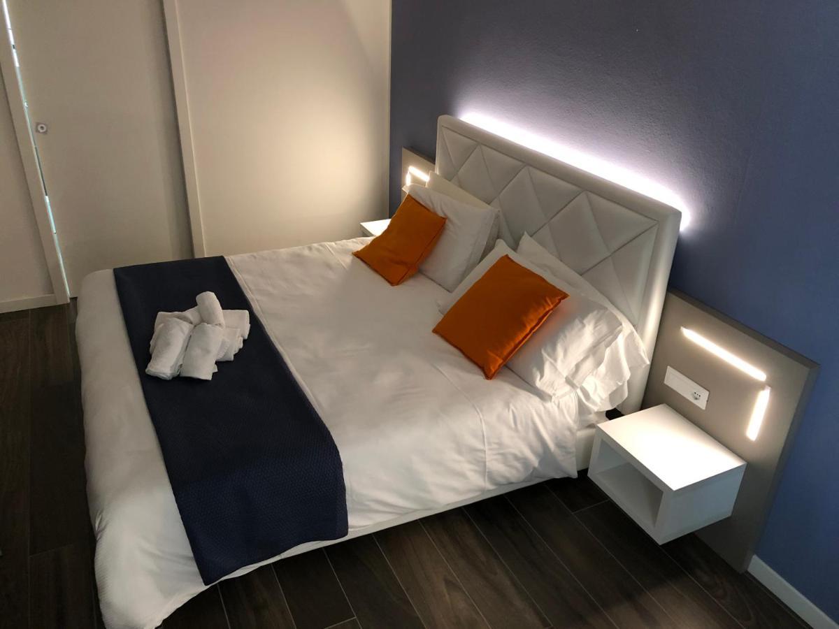 Superior One-Bedroom Apartment Terrace