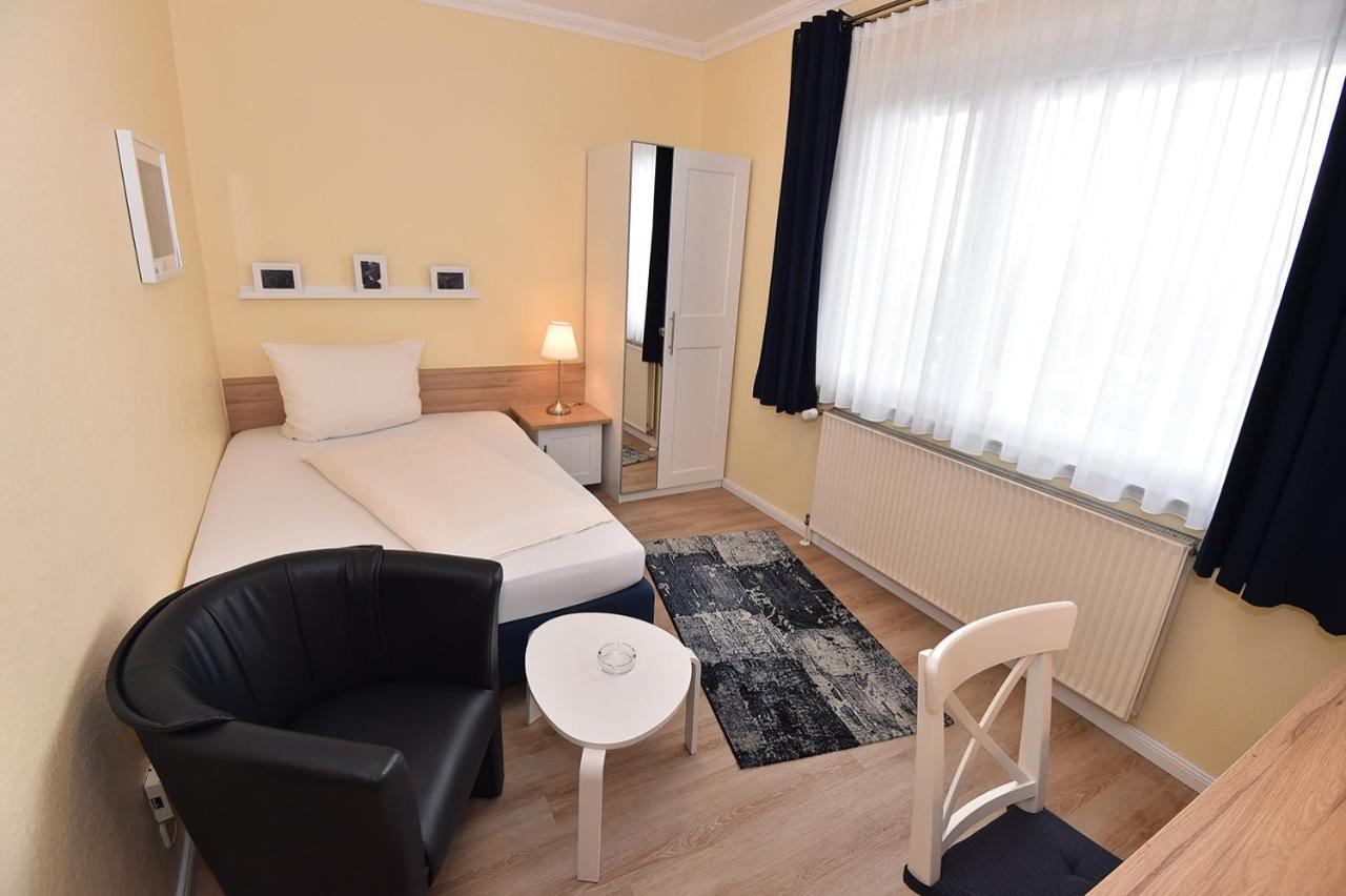 Apartment,989661943:JPEG