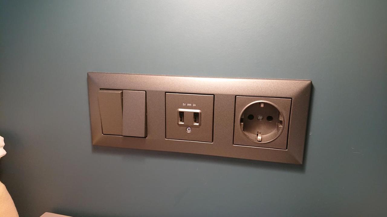 Triple Room,1589431675:JPEG