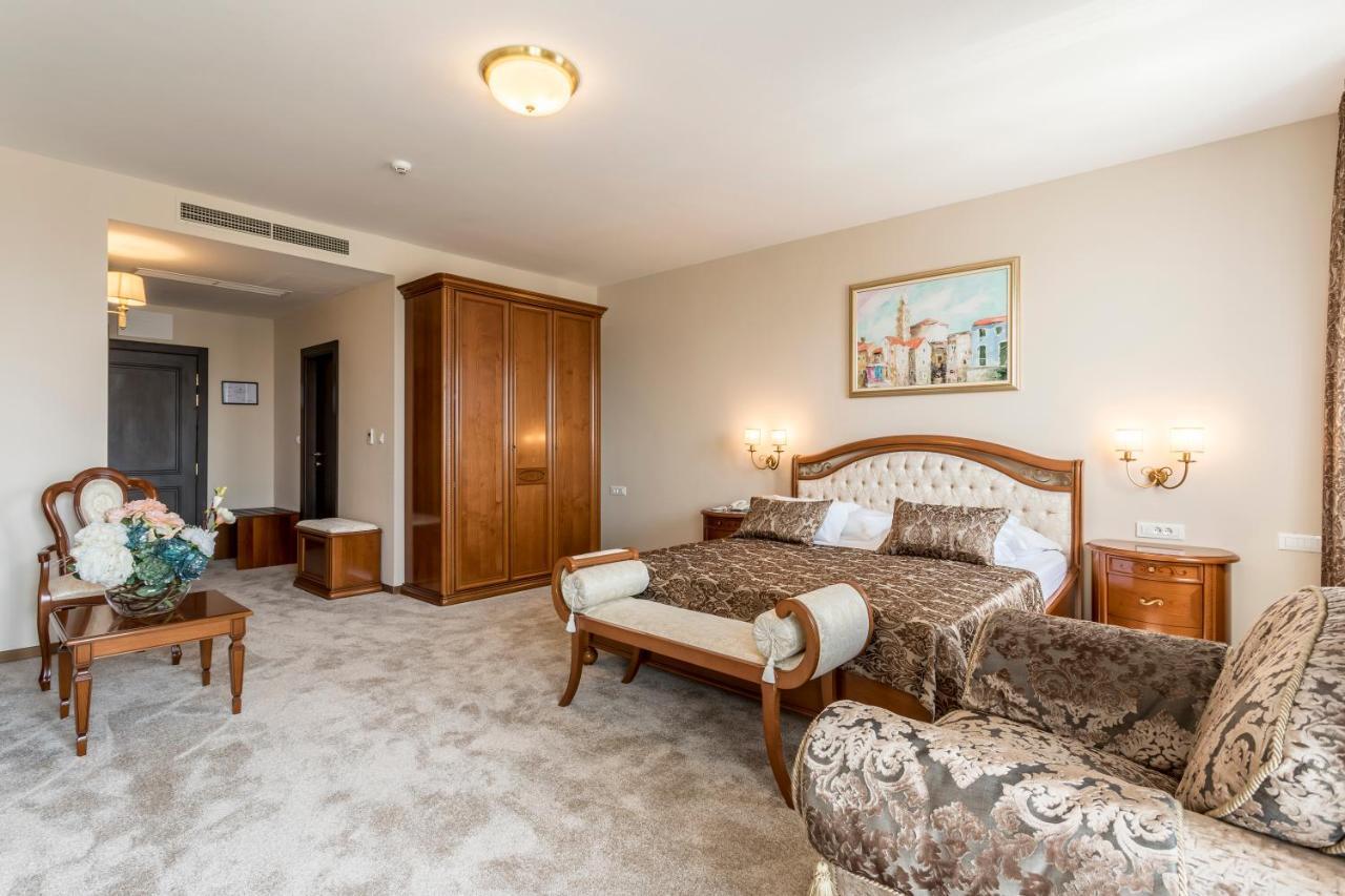 Exclusive Double Room Balcony
