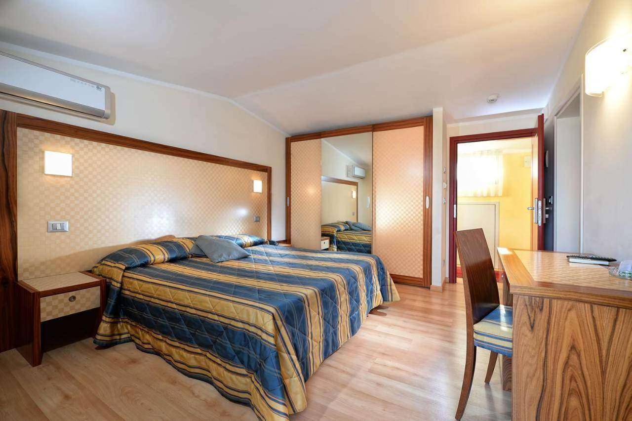 Comfort Twin Room Sea View