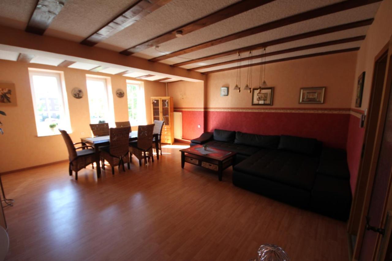 Three-Bedroom Apartment,991112827:JPEG