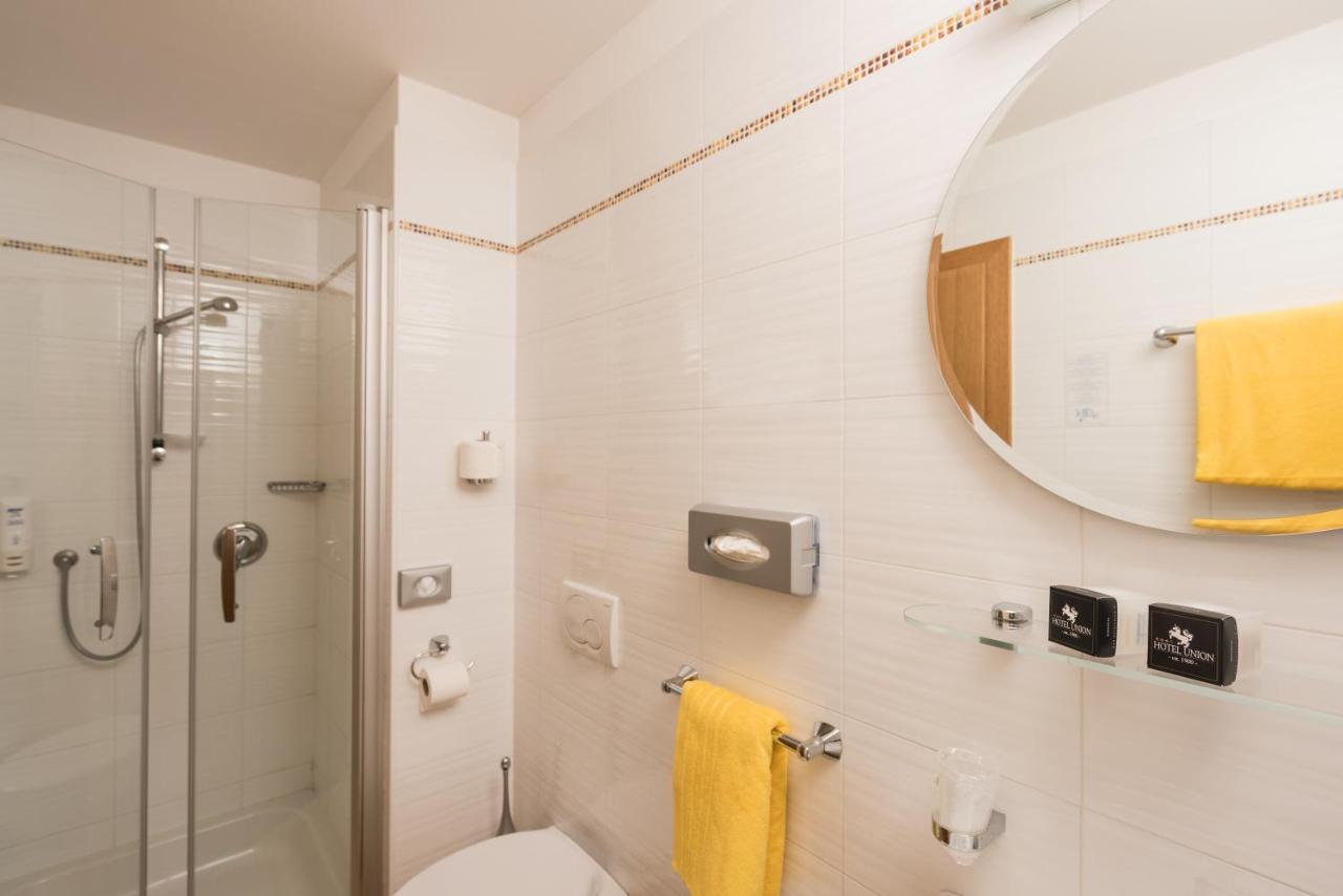 Classic Double Room,990808084:JPEG