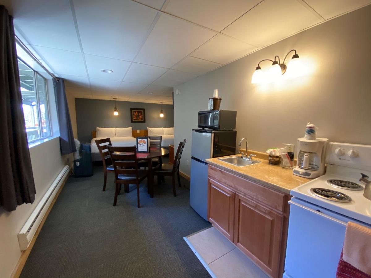 Double Room Kitchenette,990830017:JPEG