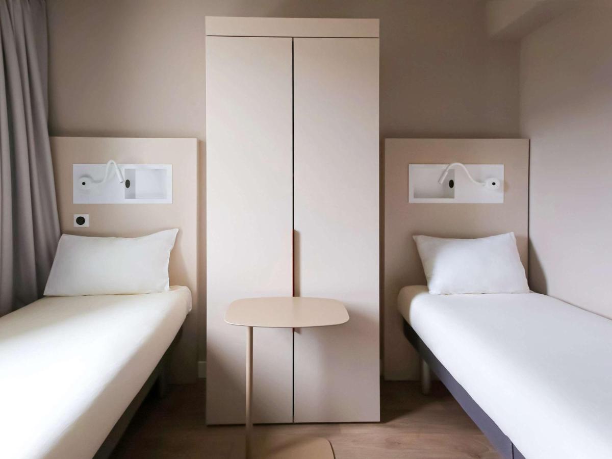 Triple Room Twin Beds,1705046967:JPEG