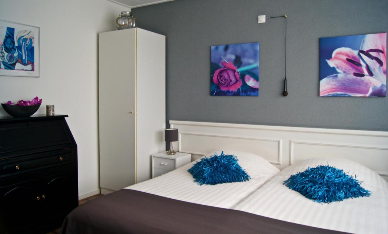 Double Room Private External Bathroom
