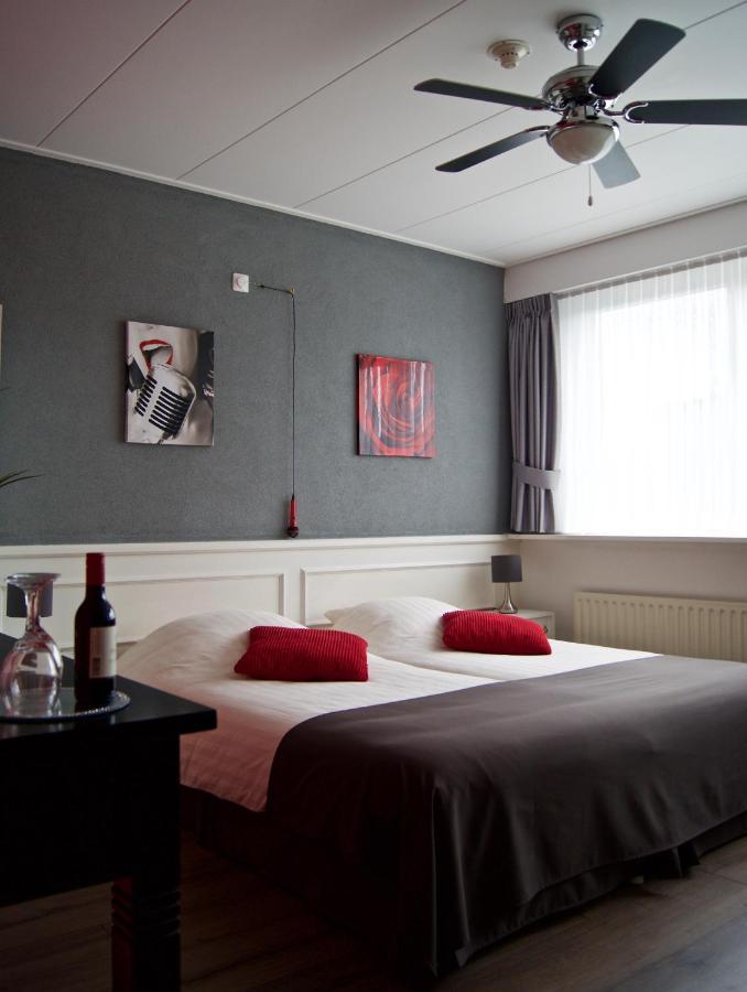 Double Room Private Bathroom