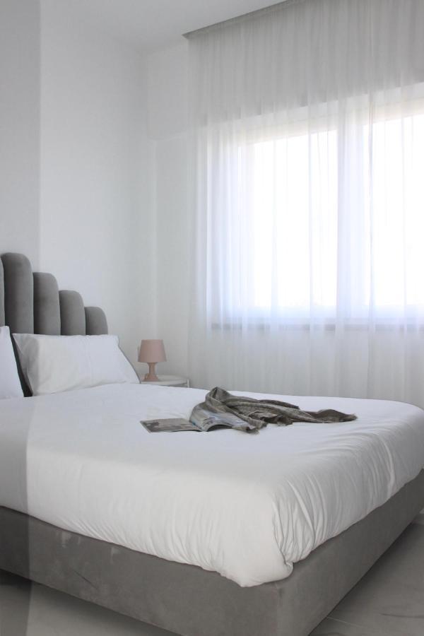 Two-Bedroom Apartment Sea View