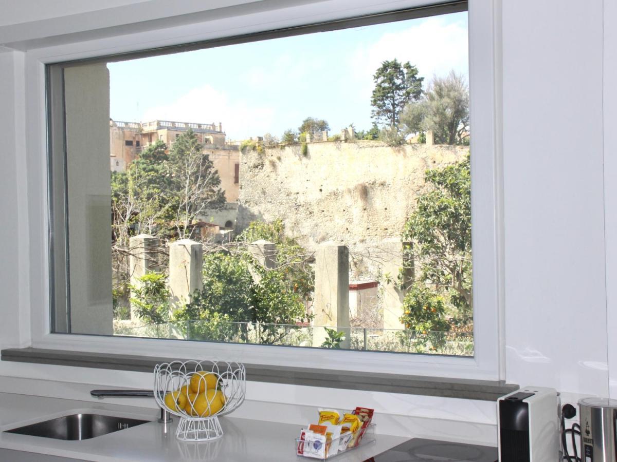 Two-Bedroom Apartment Sea View