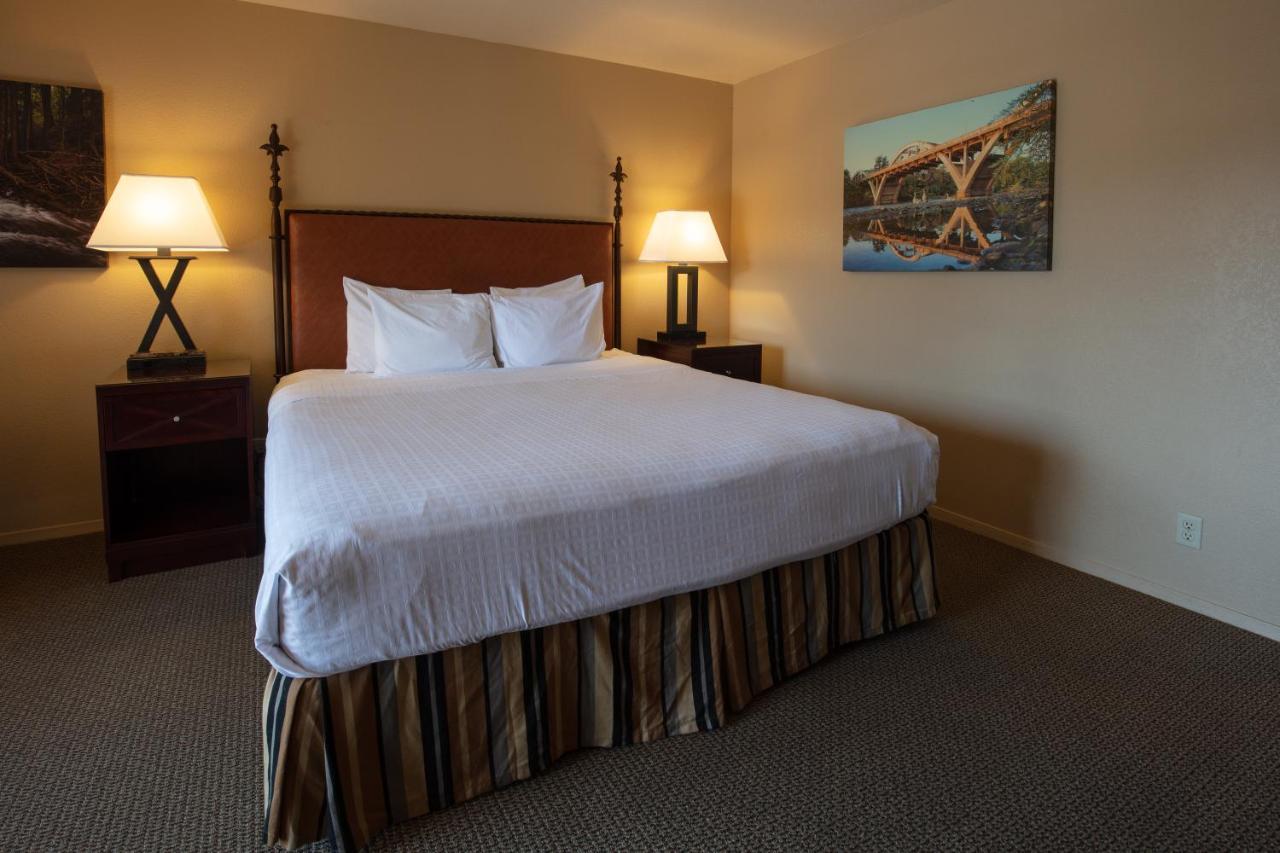 Standard King Room River View