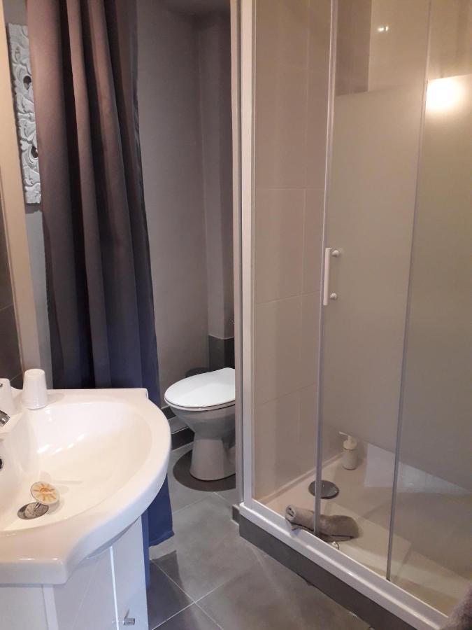Chambre Double avec Salle de Bains Privative Séparée