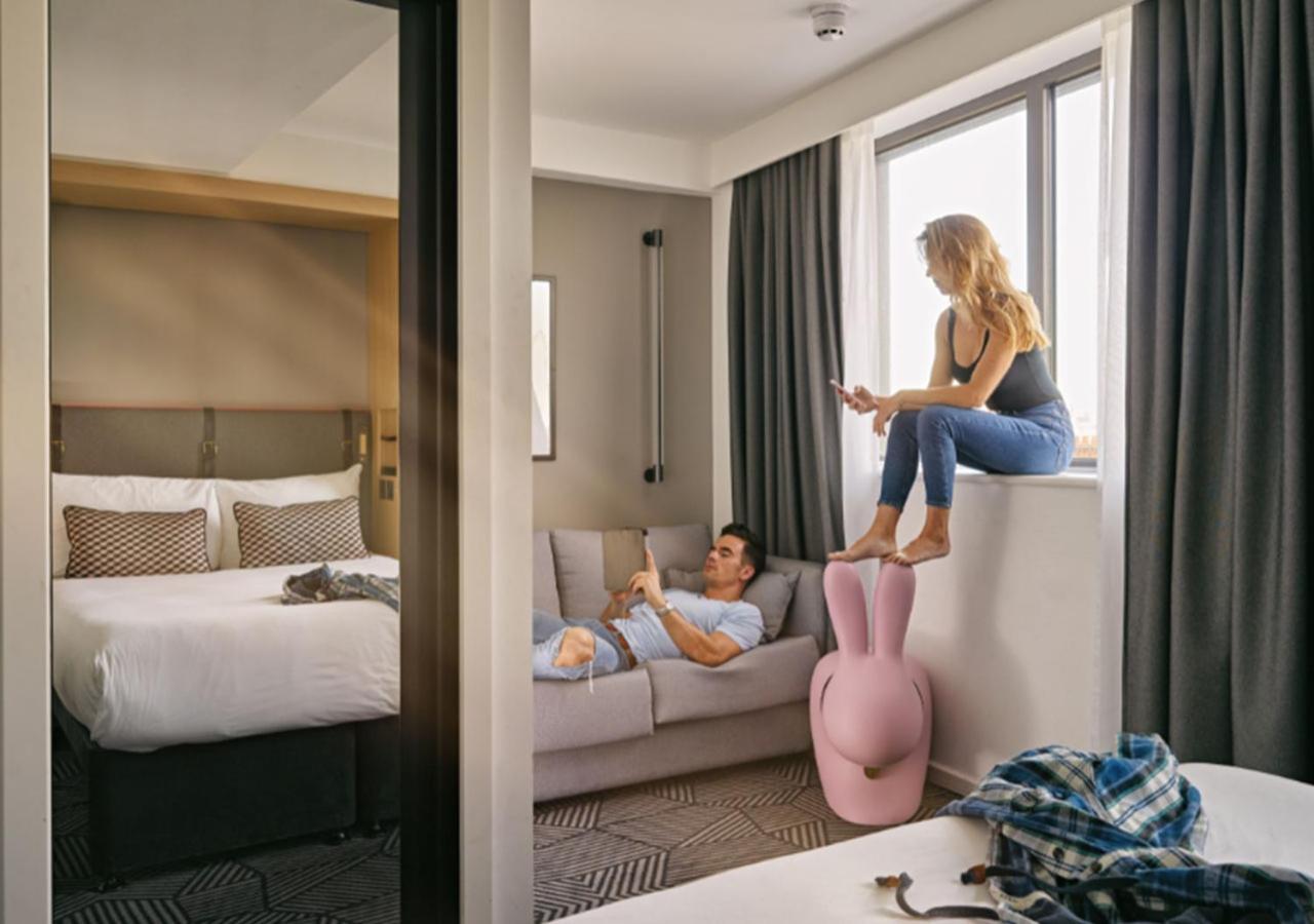 Modern Room,1649056596:JPEG