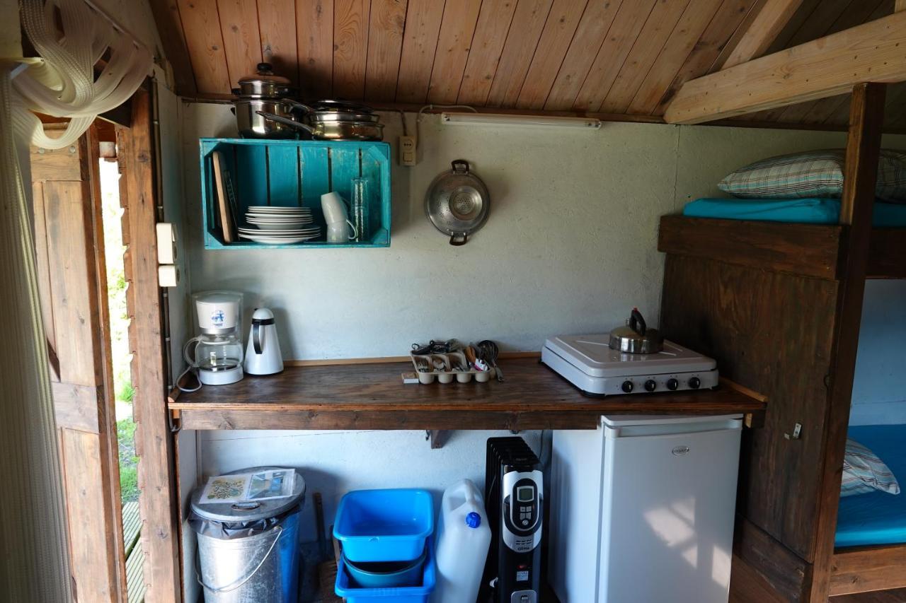 Hut