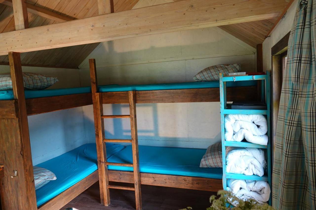 Hut