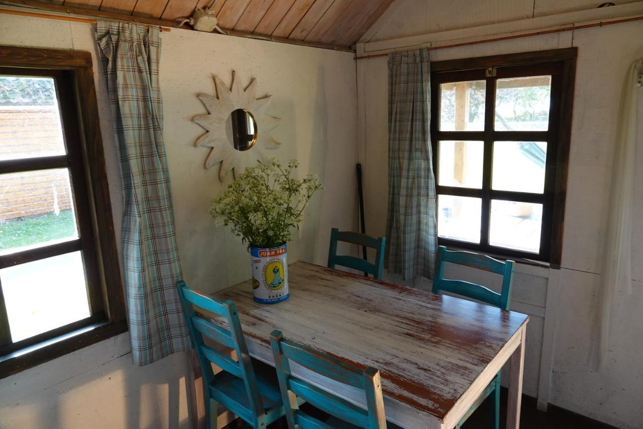 Hut