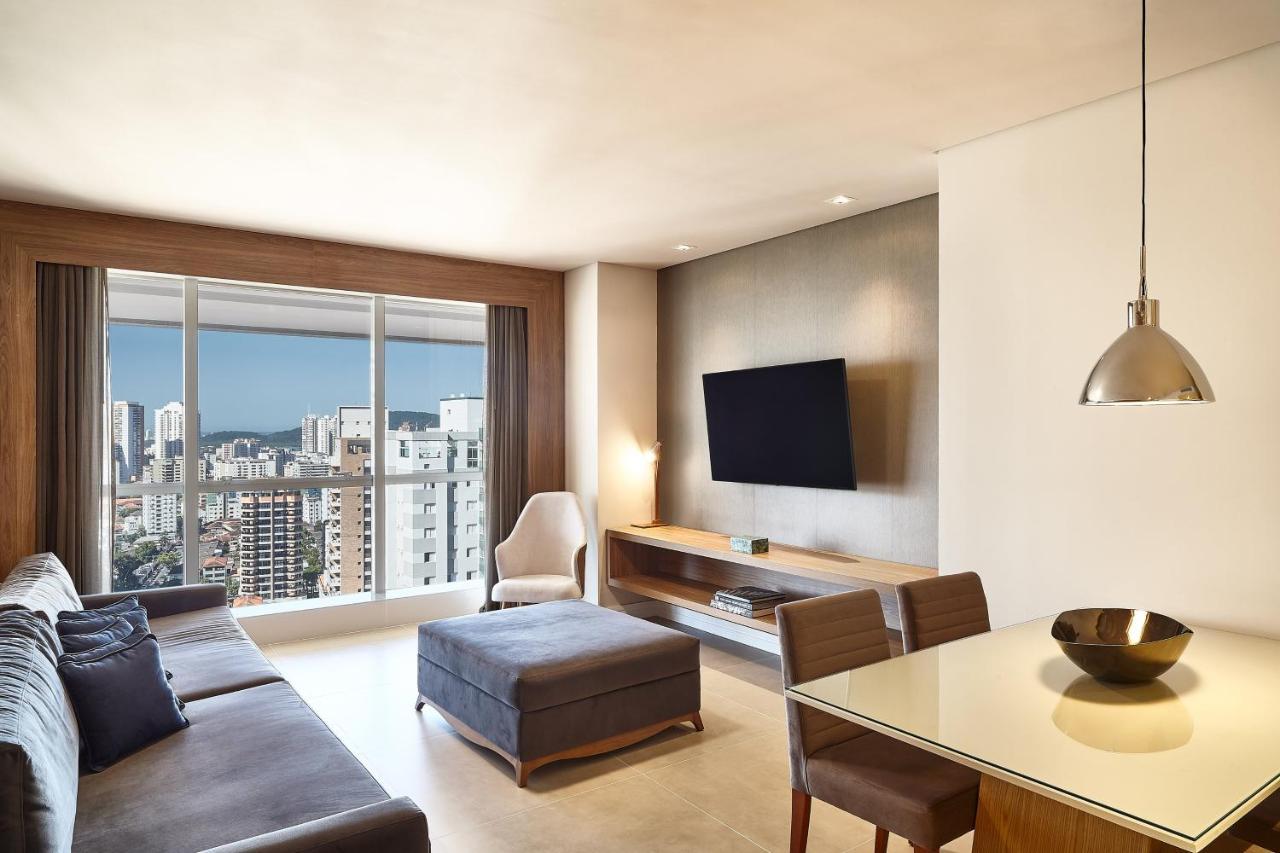 Executive Suite 1 Bedroom Executive Suite 1 King