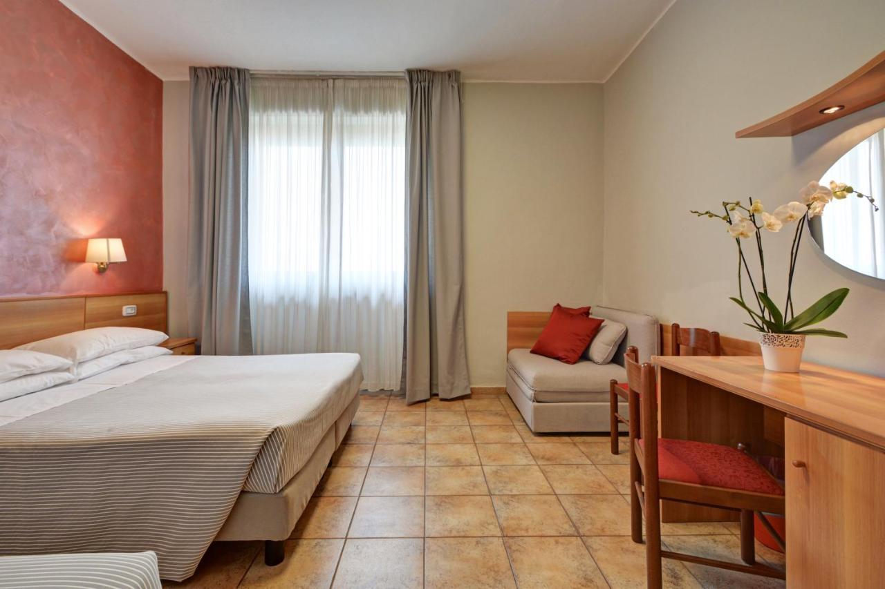 Triple Room,993668956:JPEG