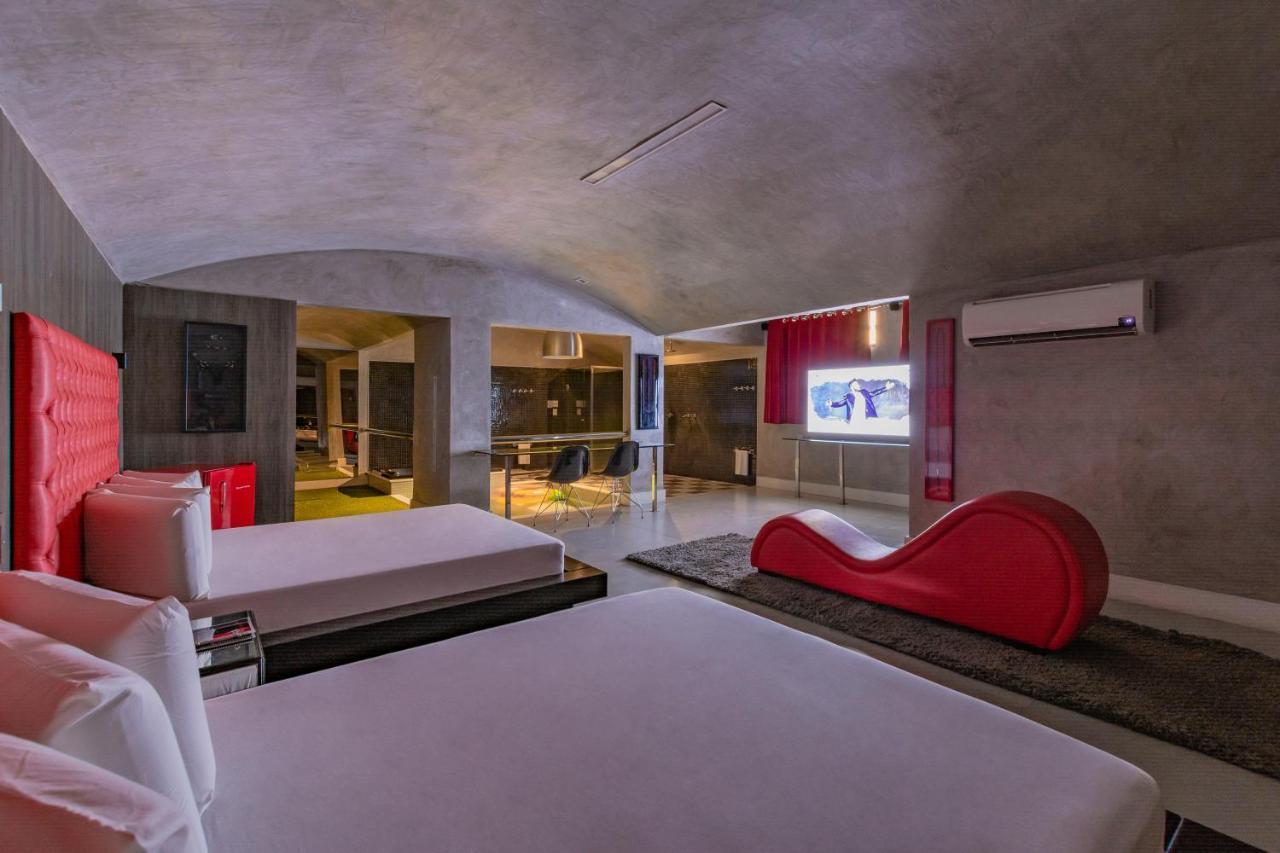 Standard Queen Room