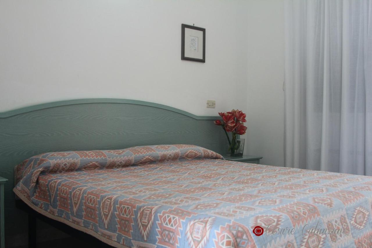 Economy Double Room,1390319579:JPEG