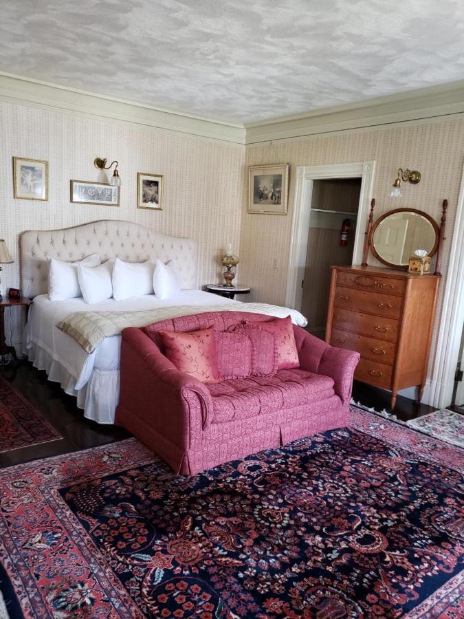 Sargent Room,994795759:JPEG