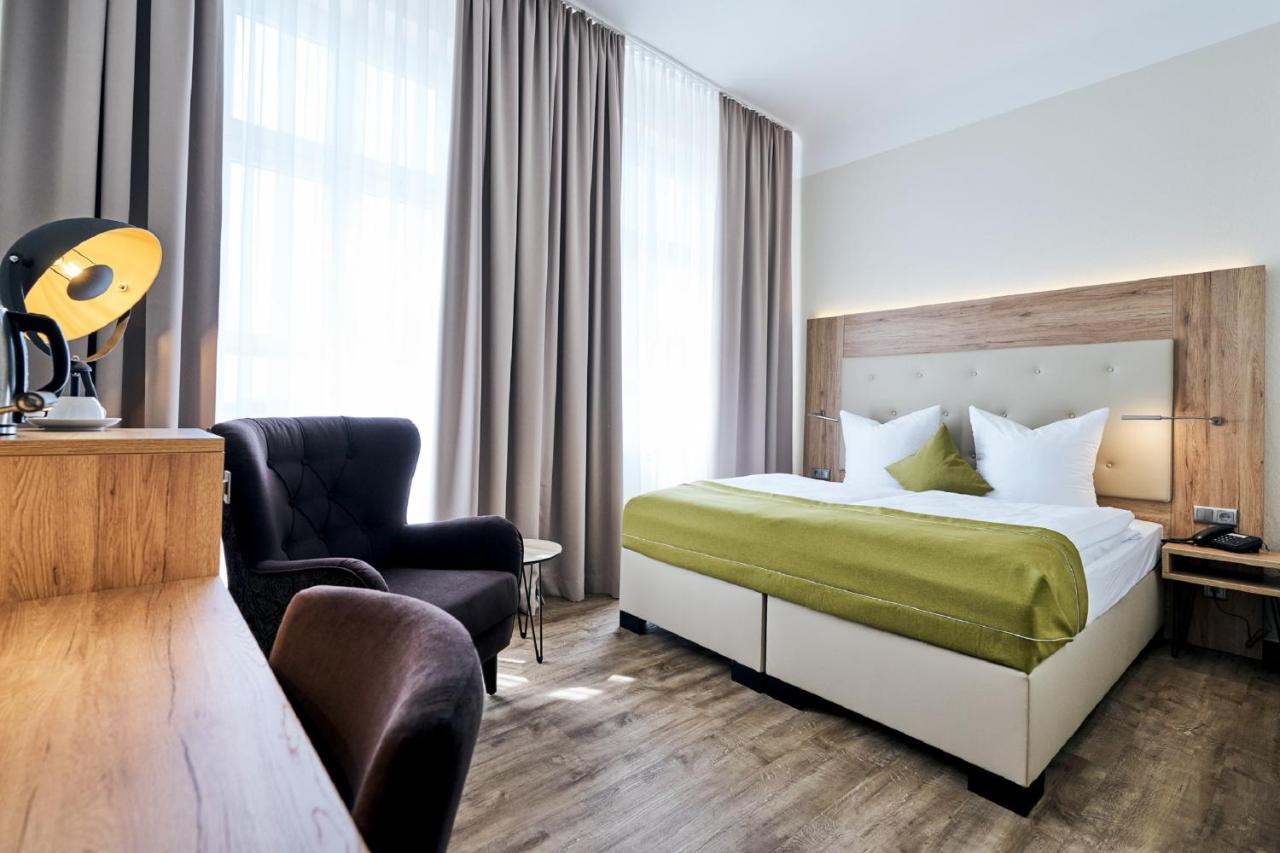 Double Room,995021971:JPEG