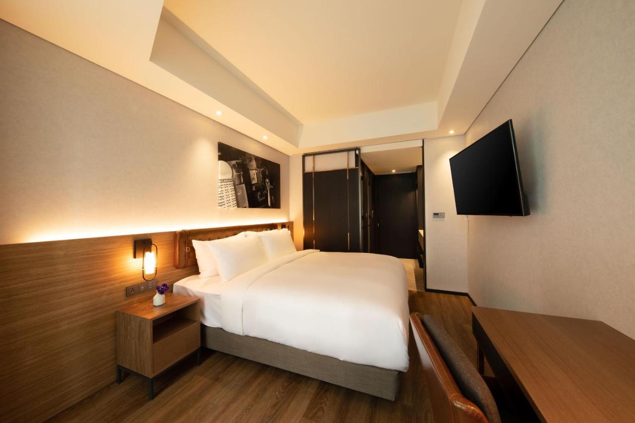 Superior Deluxe King Room Balcony