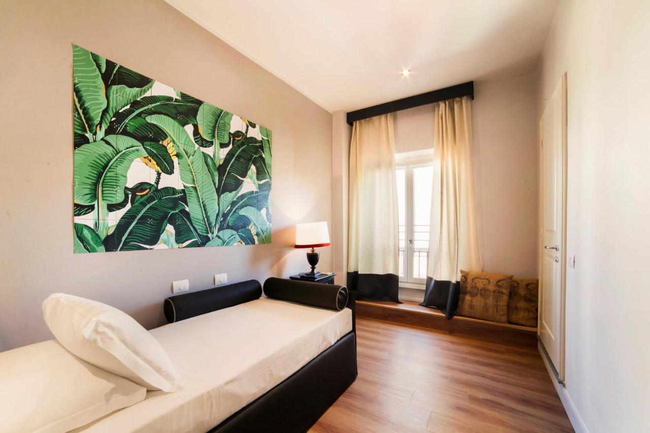 Single Room,995689555:JPEG